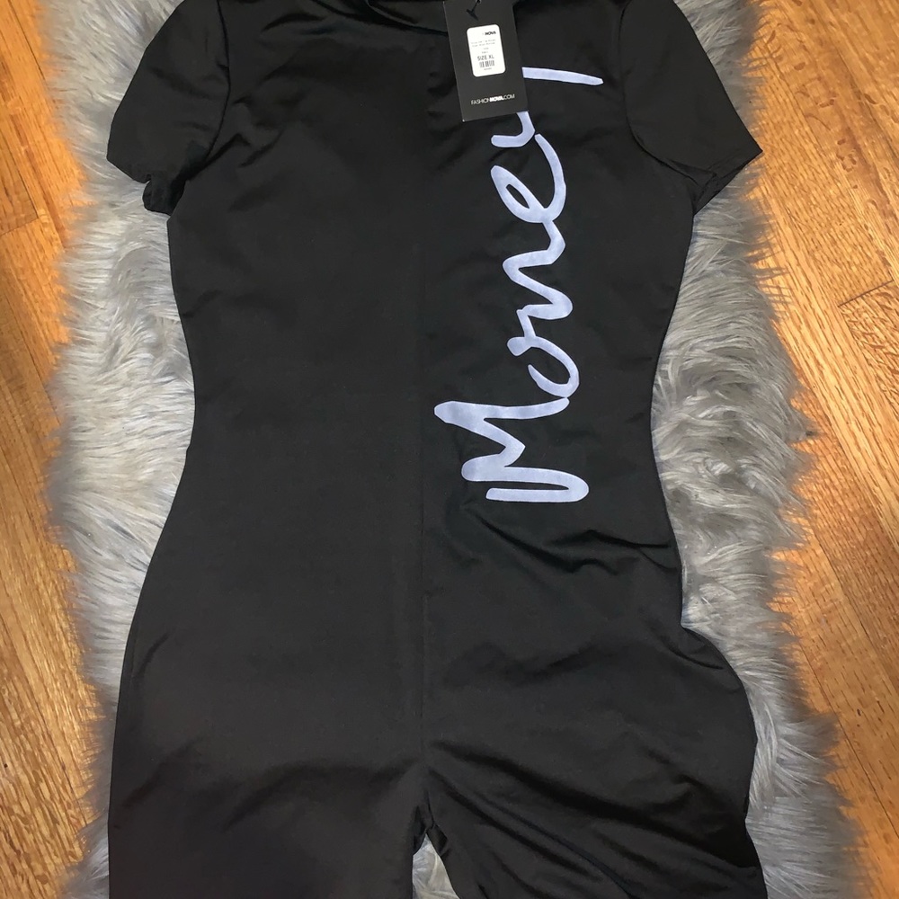 Fashion nova jumpsuit